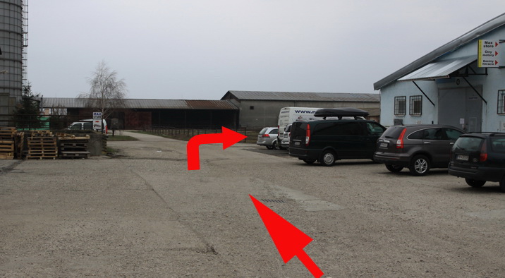 Choď rovno až do zadu !