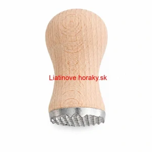 Ručný tĺčik na mäso s drevenou rukoväťou
